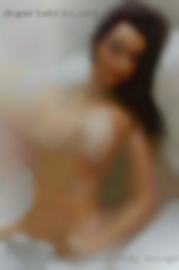 Loves their body swingers and every curve.